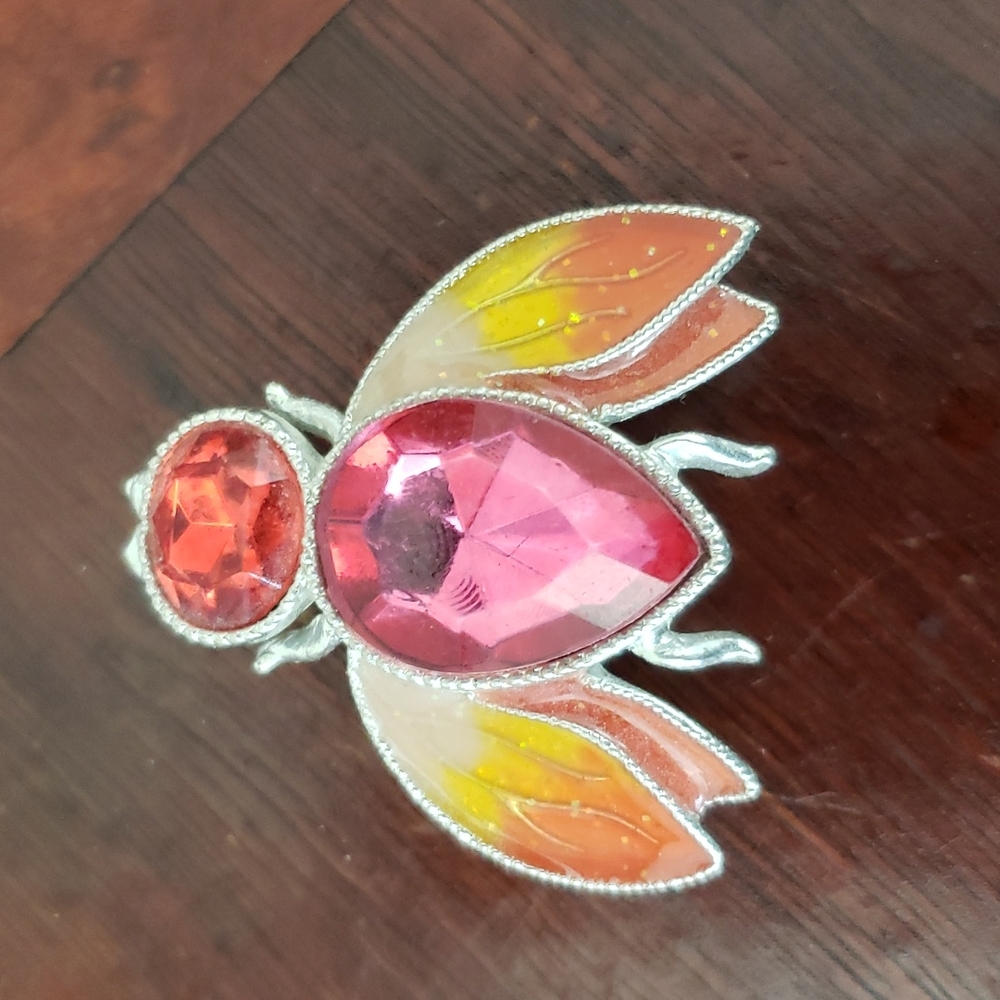 Avon Buzz Bee Brooch Pin